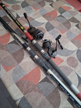 2 Cañas de pescar de fibra + carretes