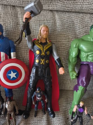Lote de 9 figuritas de Marvel