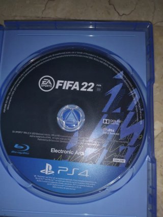 PACCHETTO FIFA 22+RED DEAD REDEMPTION II