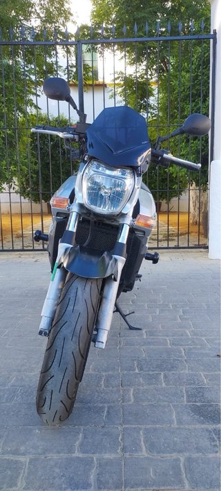 Suzuki GSR 600 2007