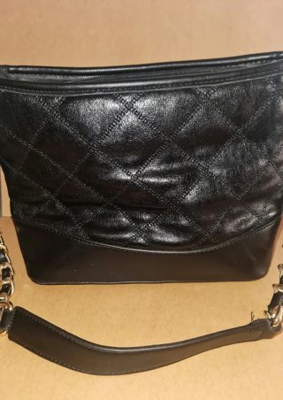 Bolso negro acolchado con cadena Mía vita