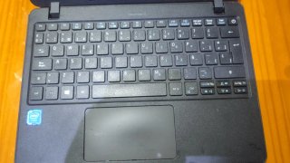 Acer Travelmate B817 Nero