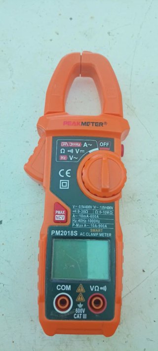 Pinzas Amperimétricas TACKLIFE y PEAKMETER