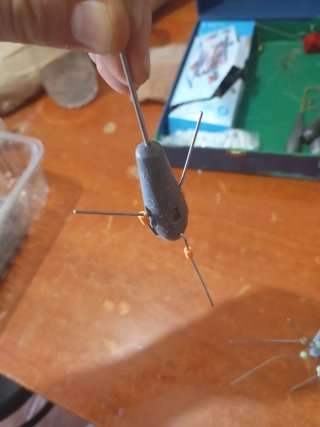 Conjunto 3 plomadas de pesca