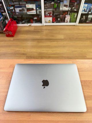 MacBook Pro 13 2019 i5 16GB RAM 256GB SSD