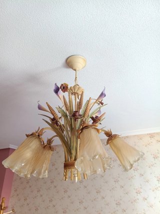 Lámparas colgantes estilo floral