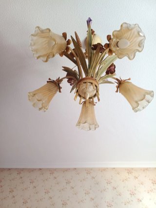 Lámparas colgantes estilo floral