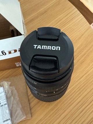 Tamron AF 70-300mm f/4-5.6 Di LD Macro 1:2