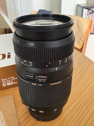 Tamron AF 70-300mm f/4-5.6 Di LD Macro 1:2