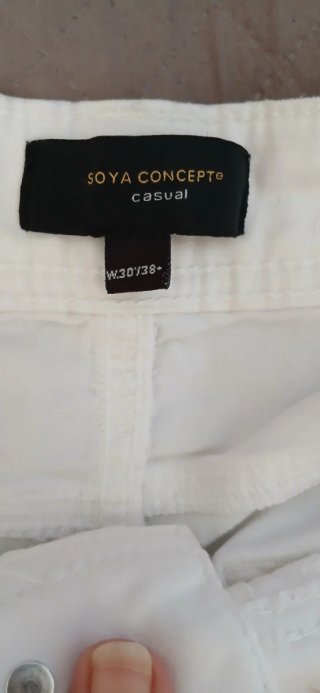 Bermudas SoyaConcept