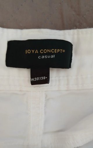 Bermudas SoyaConcept