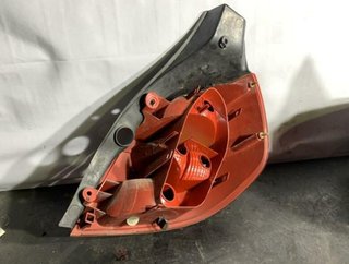 59713 piloto trasero izquierdo renault clio iii
