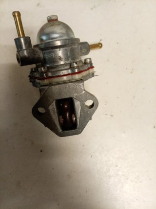 Bomba Gasolina Seat 600