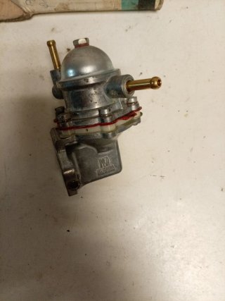 Bomba Gasolina Seat 600