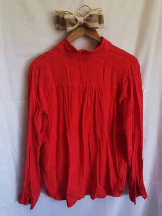 Blusa viscosa Roja Botones