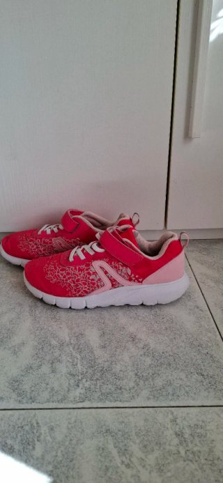 Scarpe sportive Decathlon donna/ bambina tg 36
