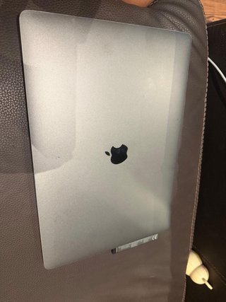 MacBook Pro 15 256GB 16GB RAM