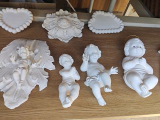 Figuras de escayola: gatos, osos, corazón
