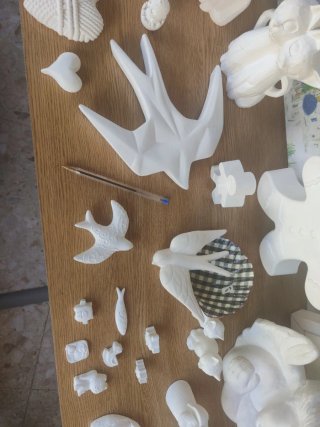 Figuras de escayola: gatos, osos, corazón