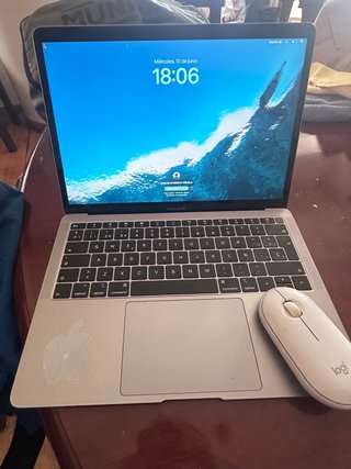 MacBook Air Plata