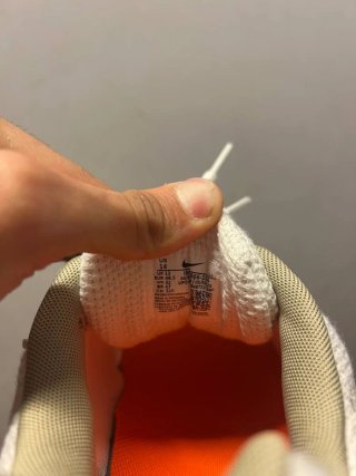 Nike Zoom Vomero 5