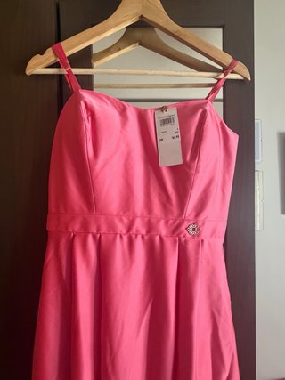 Vestido fiesta Rinascimento rosa camelia
