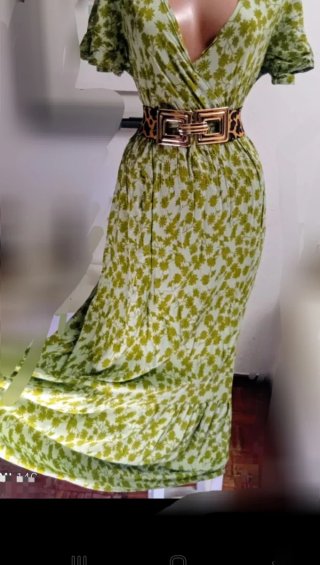 Vestido largo verde estampado floral