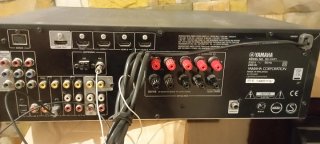 Home Cinema Yamaha gris y Negro