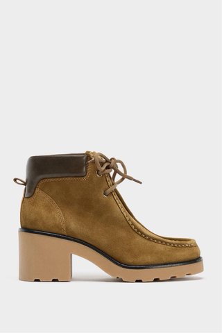 Botines Zara estilo mocasín tacón marrón