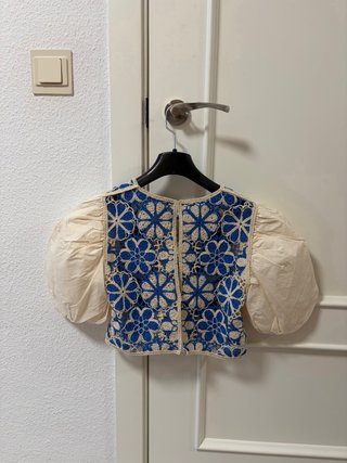 Blusa Zara Crochet Flores Talla S