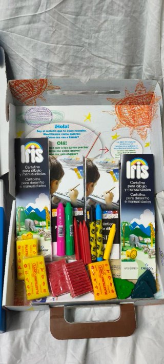 Lote material escolar BIC, Maped, Giotto, Iris