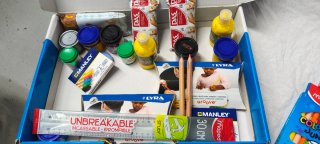 Lote material escolar BIC, Maped, Giotto, Iris