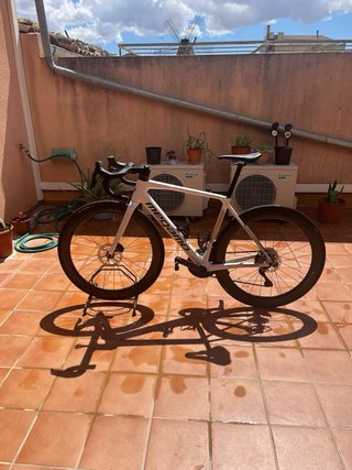 Bicicleta de carrtera Megamo Raise de Carbono