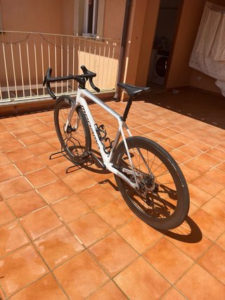 Bicicleta de carrtera Megamo Raise de Carbono