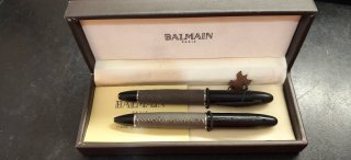 Estuche con  pluma y bolígrafo Balmain