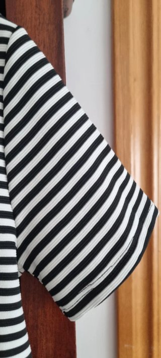 Vestido Zara Rayas Blanco y Negro