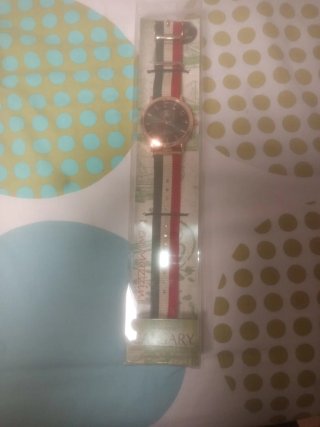 Reloj con bandera Italia oro
