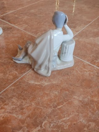 Figuras de porcelana mujer y hombre