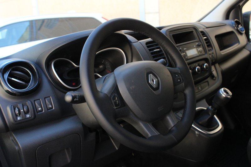 Renault Trafic 2022, foto 3