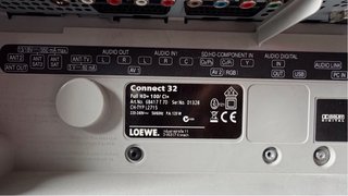 TV Loewe Connect 32 analógica Plata