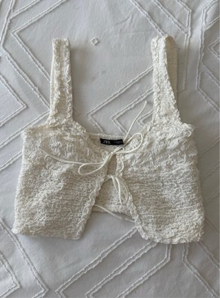 Top Zara blanco fruncido lazo