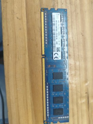 SK hynix 4GB DDR3 RAM