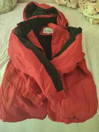 Abrigo Boomerang Rojo