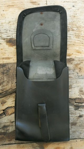 Alforja de cuero para moto