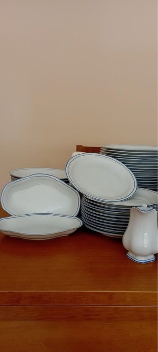 Vajilla Irabia Porcelana Azul y Blanca