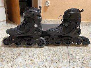 Pattini inline neri taglia 36