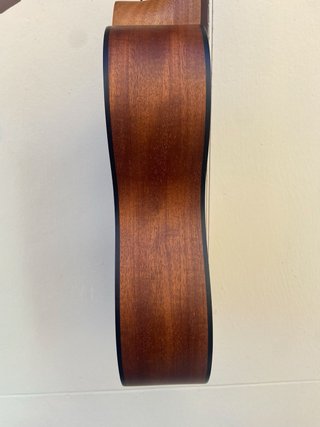 Guitarlele Admira Nuevo