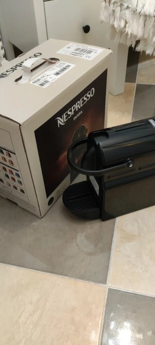 Cafetera Nespresso Inissia DeLonghi