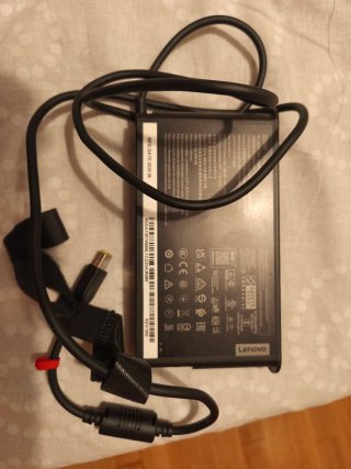 Cargador Lenovo Original 230W
