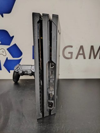 PS4 Pro 1TB Negra 1 Año Garantía